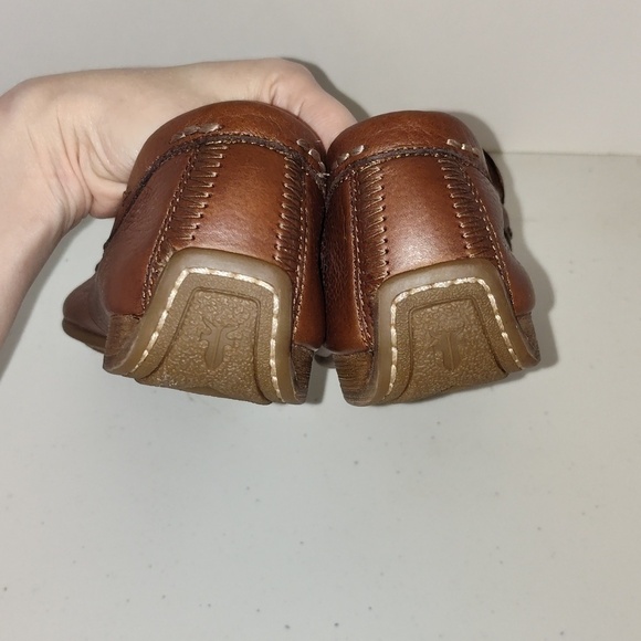 Frye Men\'s Lewis Venetians brown loafer Leather Shoes  size 8 main image 7